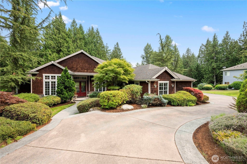 Photo of 12521 6th Avenue NE, Marysville, WA 98271 (MLS # 2566945)