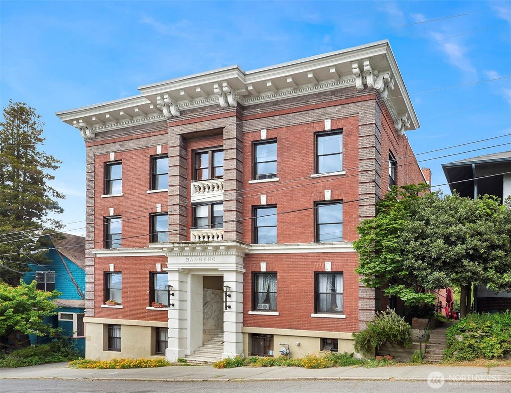 Photo of 416 E Roy Street #H, Seattle, WA 98102 (MLS # 2526265)