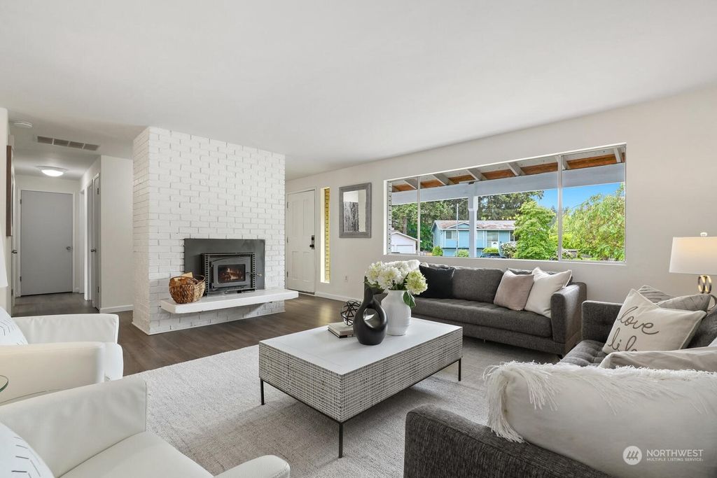 Photo of 6916 132nd Place NE, Redmond, WA 98052 (MLS # 2234232)