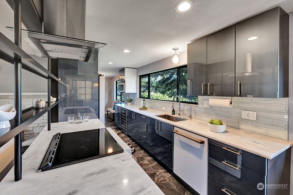 Photo of 2603 153rd Avenue SE, Bellevue, WA 98007 (MLS # 2323744)