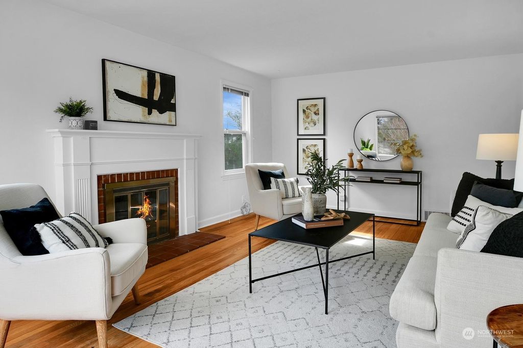 Photo of 7747 28th Avenue NW, Seattle, WA 98117 (MLS # 2211350)