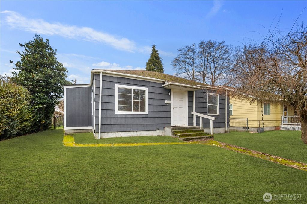 Photo of 1218 S Ridgewood Avenue, Tacoma, WA 98405 (MLS # 2459101)