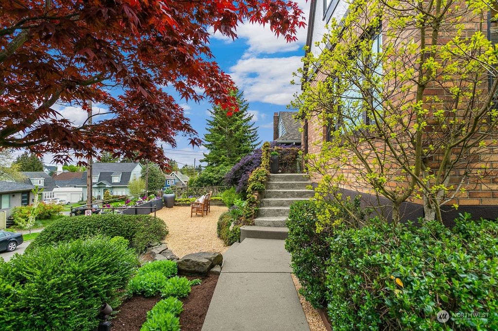 Photo of 1616 3rd Avenue N, Seattle, WA 98109 (MLS # 2074849)