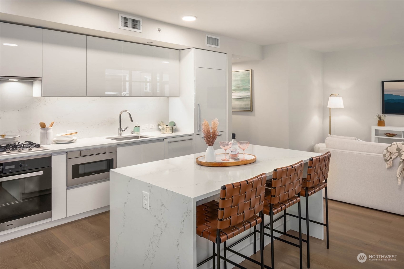 1250 Alki Avenue SW 3H