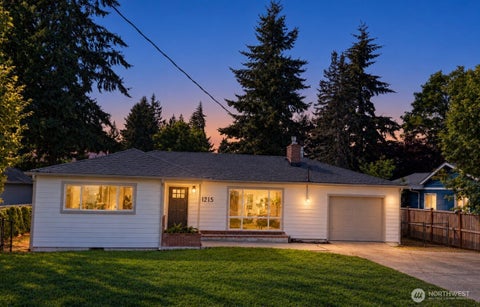 Photo of 1215 Hall Street SE, Lacey, WA 98503 (MLS # 2568425)