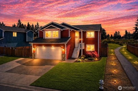 Photo of 16634 Rainier View Drive SE, Yelm, WA 98597 (MLS # 2505814)