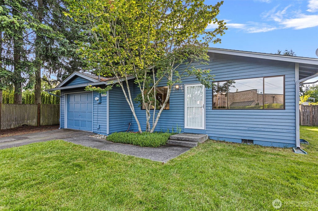 Photo of 9920 2nd Avenue SE, Everett, WA 98208 (MLS # 2541434)