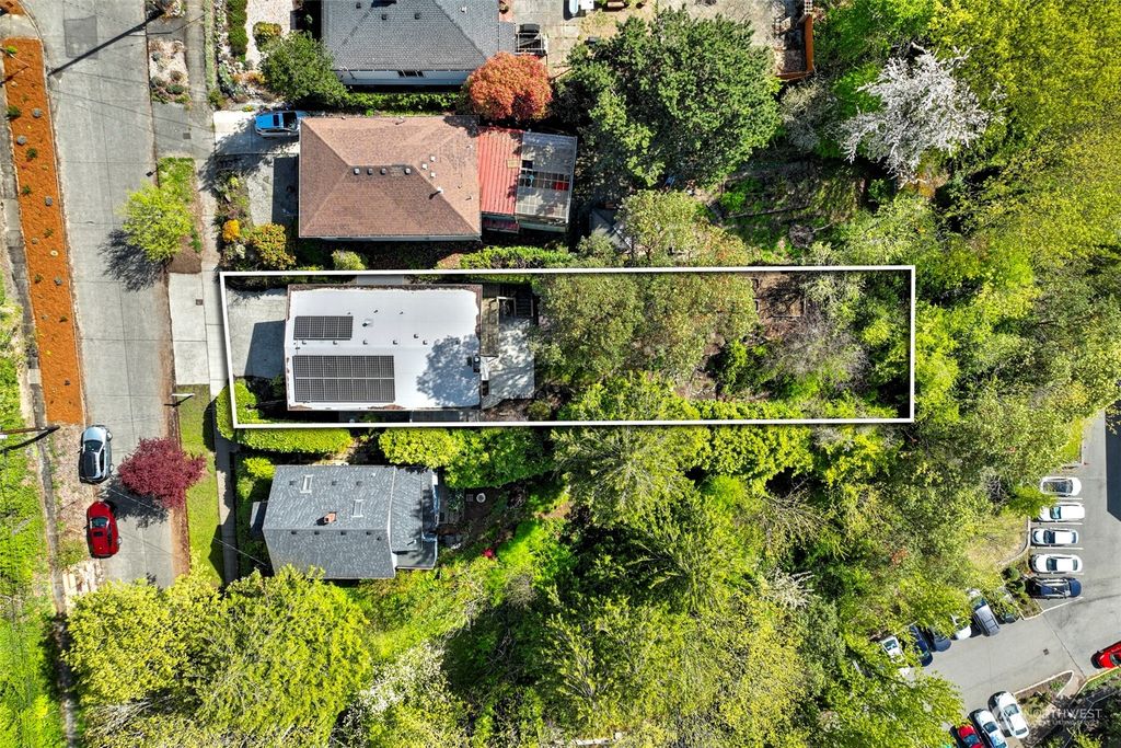 Photo of 4315 S Dawson Street, Seattle, WA 98118 (MLS # 2221474)