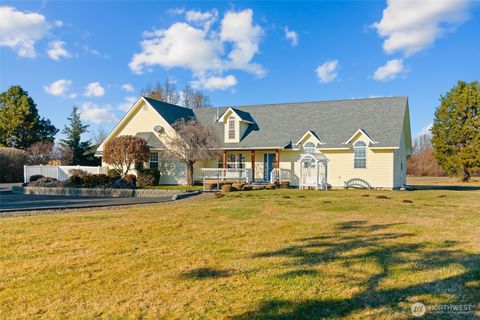 Photo of 61 Lenes Road, Ellensburg, WA 98926 (MLS # 2473355)