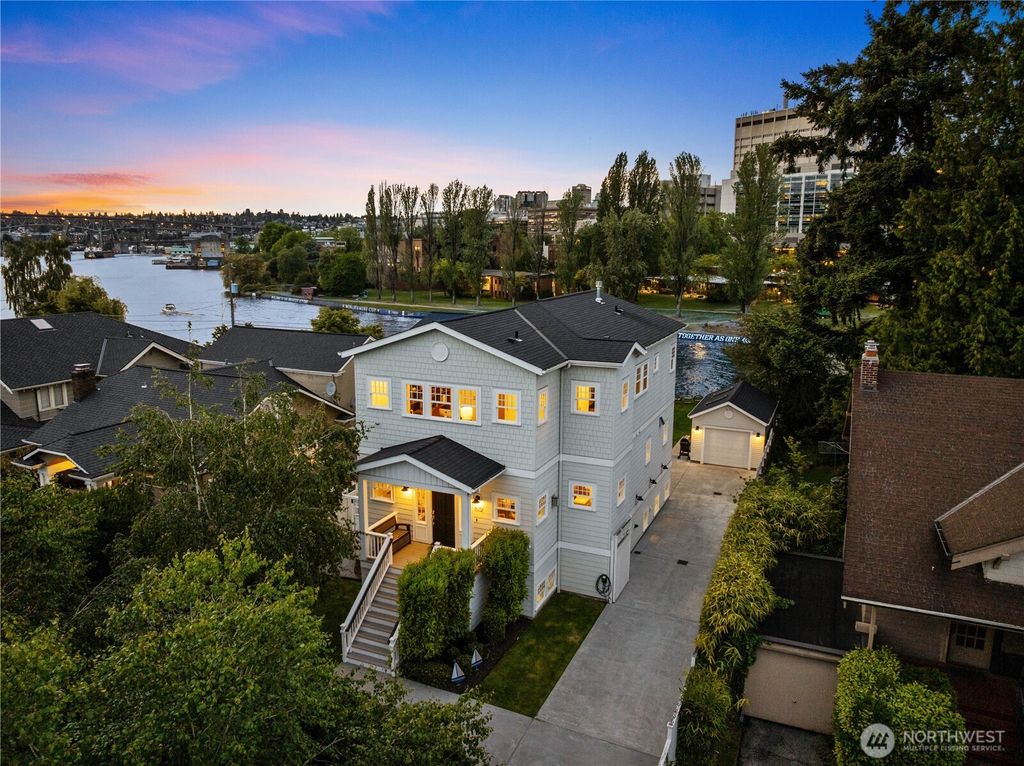 Photo of 1832 E Shelby Street, Seattle, WA 98112 (MLS # 2379430)