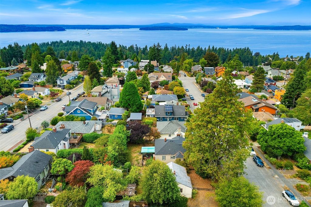 Photo of 4113 SW Ida Street, Seattle, WA 98136 (MLS # 2422680)