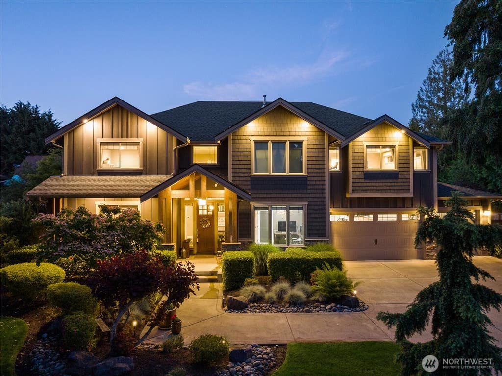 Photo of 2015 186th Avenue E, Lake Tapps, WA 98391 (MLS # 2532632)