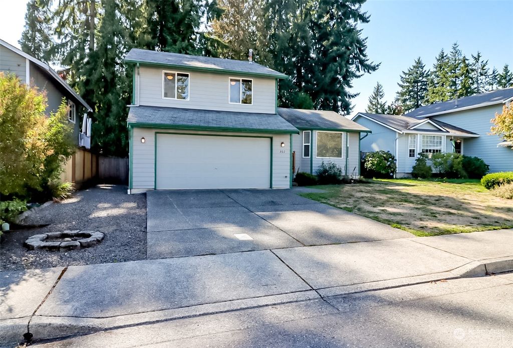 Photo of 302 79th Place SW, Everett, WA 98203 (MLS # 2132755)