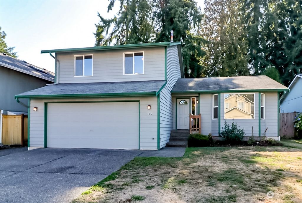 Photo of 302 79th Place SW, Everett, WA 98203 (MLS # 2132755)