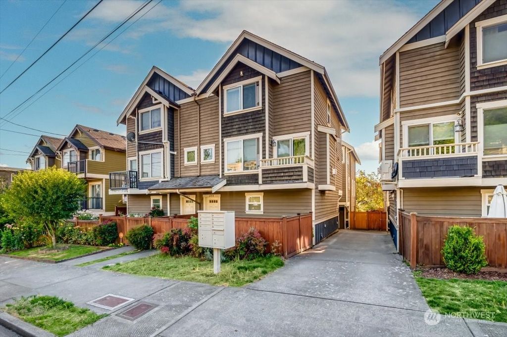 Photo of 6741 24th Avenue NW #B, Seattle, WA 98117 (MLS # 2276499)