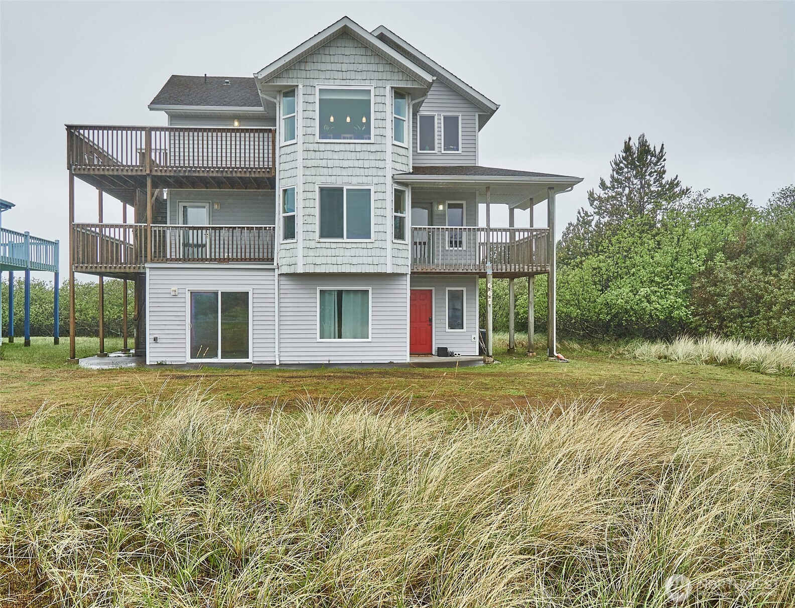 667 Ocean Shores Boulevard SW