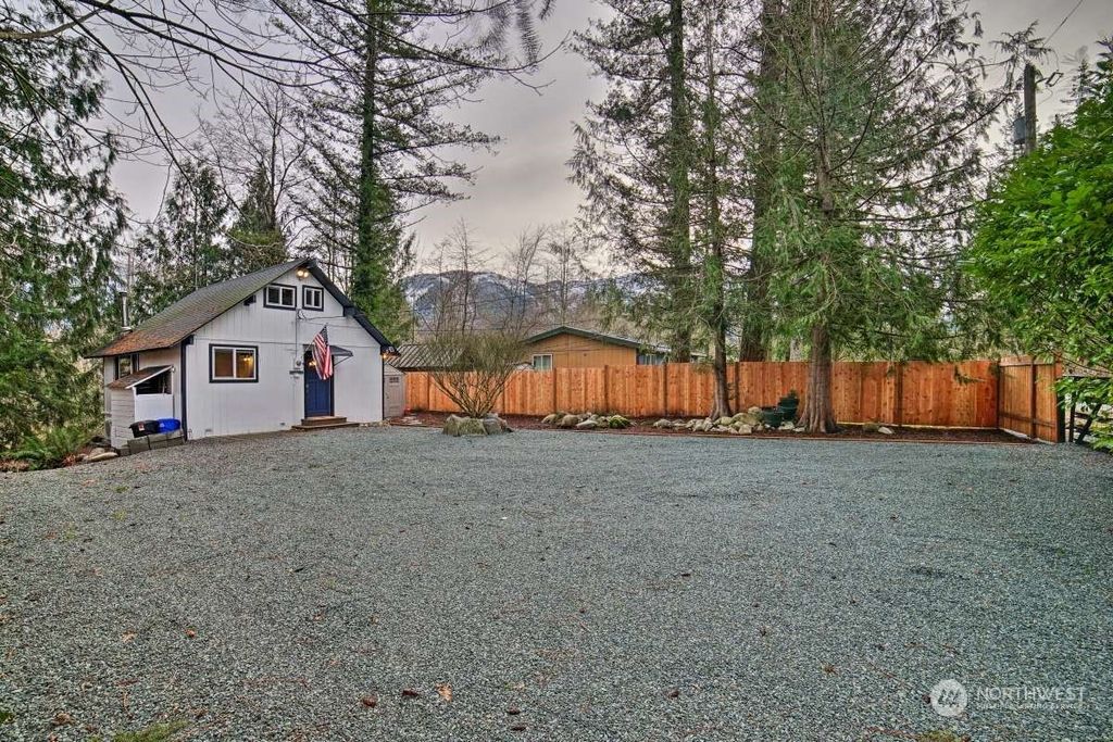 Photo of 41516 Goldbar Boulevard, Gold Bar, WA 98251 (MLS # 2056728)