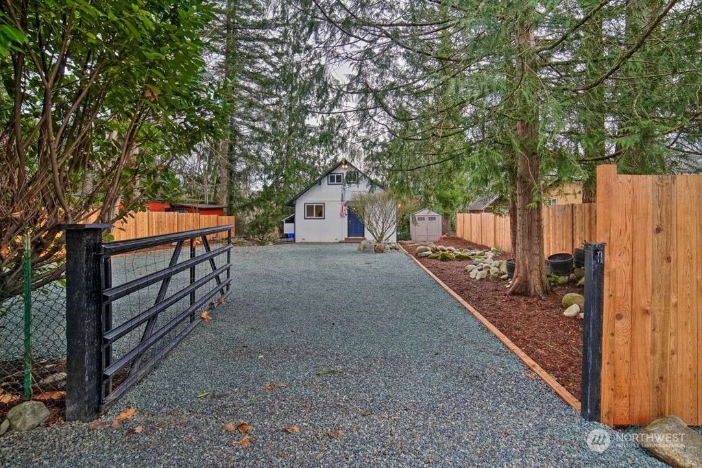 Photo of 41516 Goldbar Boulevard, Gold Bar, WA 98251 (MLS # 2056728)