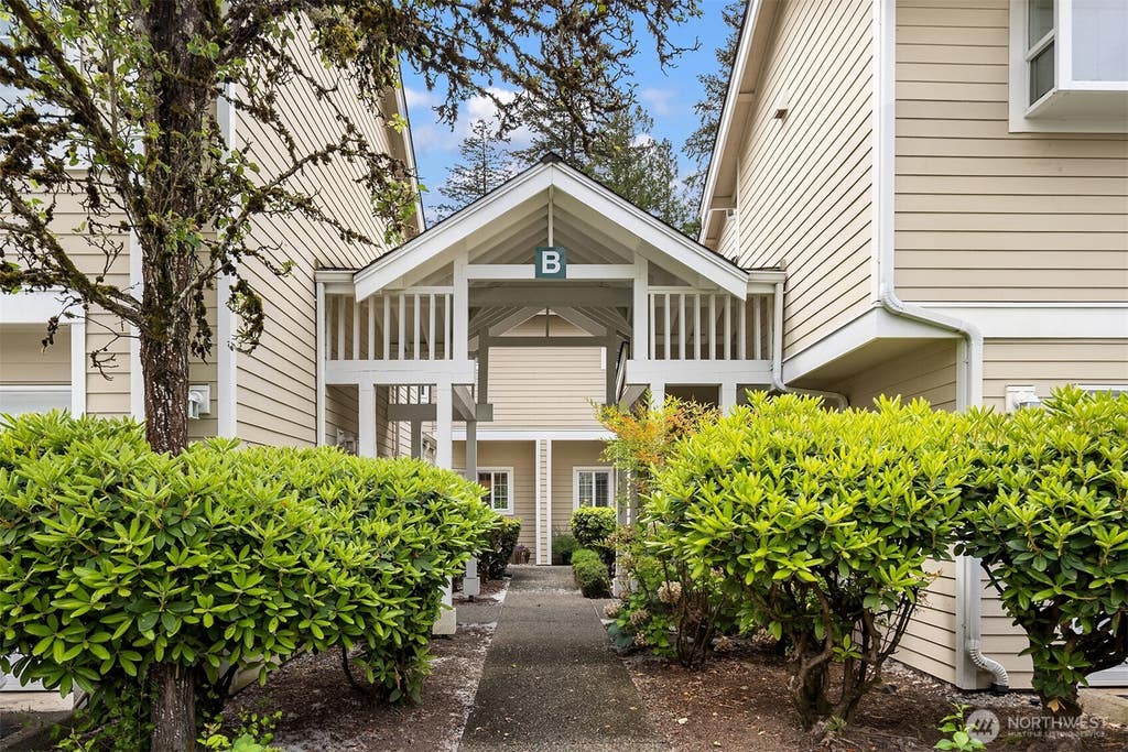 Photo of 1522 196th Street SE #B-103, Bothell, WA 98012 (MLS # 2539737)