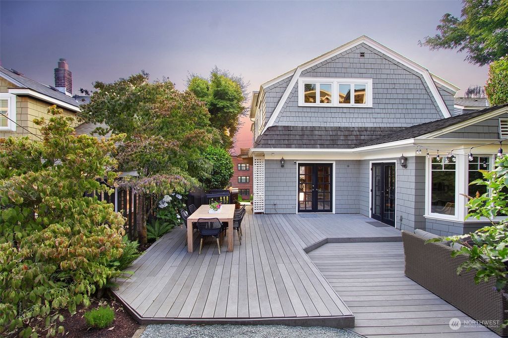 Photo of 1628 10th Avenue W, Seattle, WA 98119 (MLS # 2269136)
