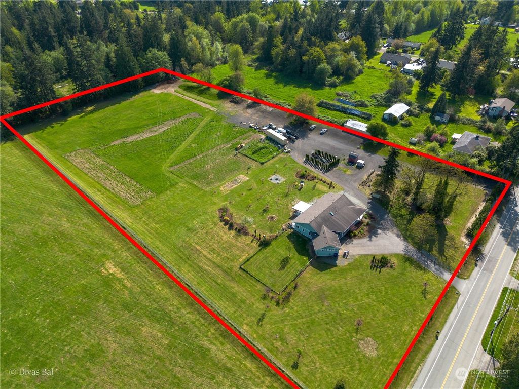 Photo of 9514 212th Street SE, Snohomish, WA 98296 (MLS # 2051137)