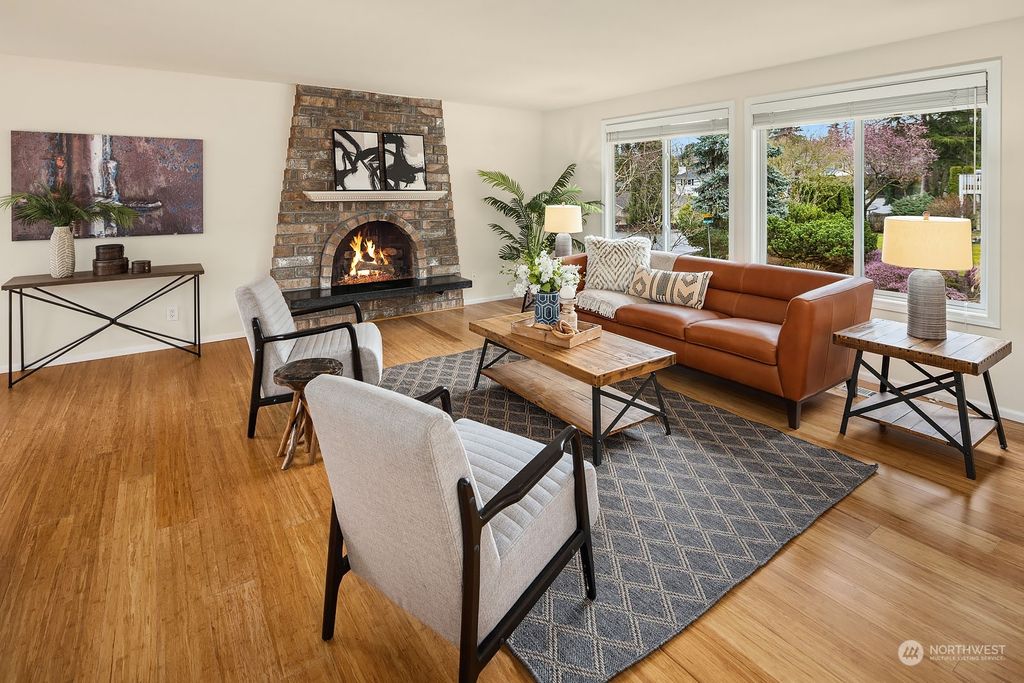 Photo of 5923 105th Avenue NE, Kirkland, WA 98033 (MLS # 2043907)