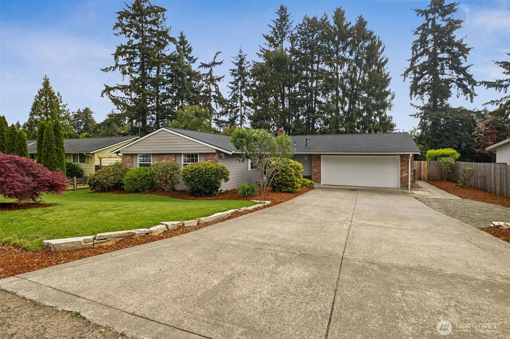 Photo of 35010 45th Avenue S, Auburn, WA 98001 (MLS # 2375805)