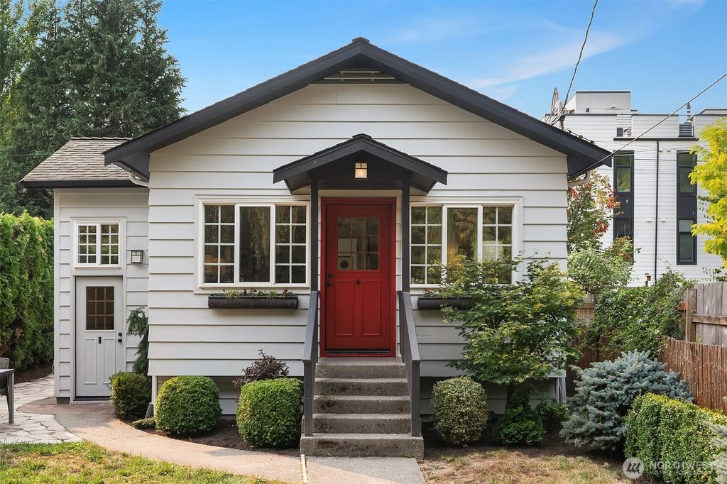 Photo of 6723 Flora Avenue S, Seattle, WA 98108 (MLS # 2430598)