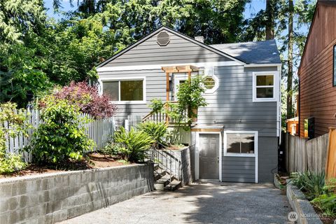 Photo of 1536 NE 95th Street, Seattle, WA 98115 (MLS # 2443323)