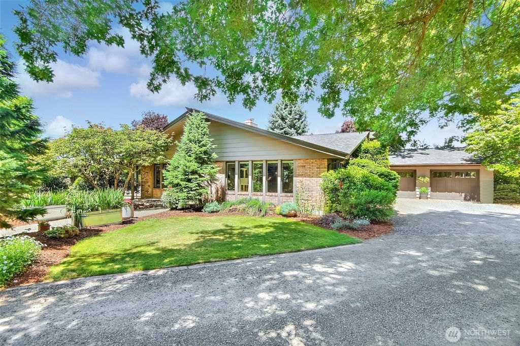 Photo of 20926 SE 416th Street, Enumclaw, WA 98022 (MLS # 2405990)