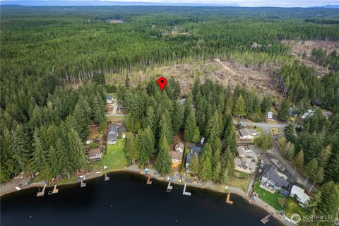 Photo of 2311 E Saint Andrews DR N, Shelton, WA 98584 (MLS # 2530097)