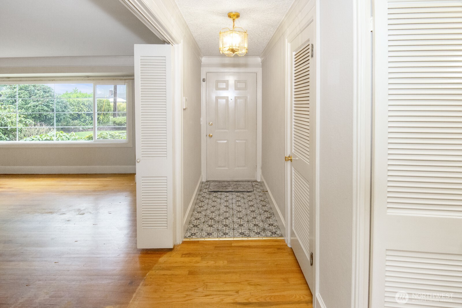 9318 Hipkins Road SW