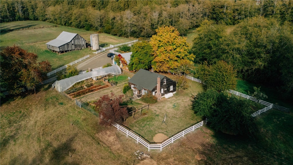 Photo of 18650 Noll Road NE, Poulsbo, WA 98370 (MLS # 2596307)