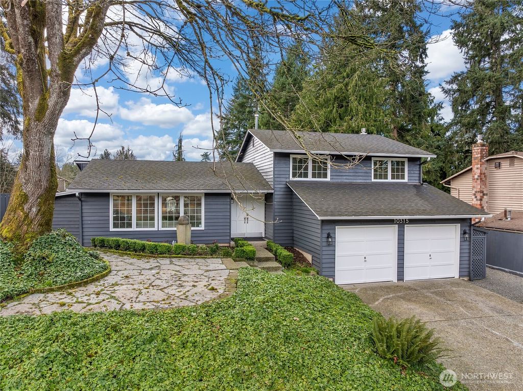 Photo of 10315 163rd Avenue NE, Redmond, WA 98052 (MLS # 2481453)