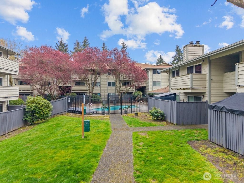Photo of 1150 Sunset Boulevard NE #220, Renton, WA 98056 (MLS # 2497150)