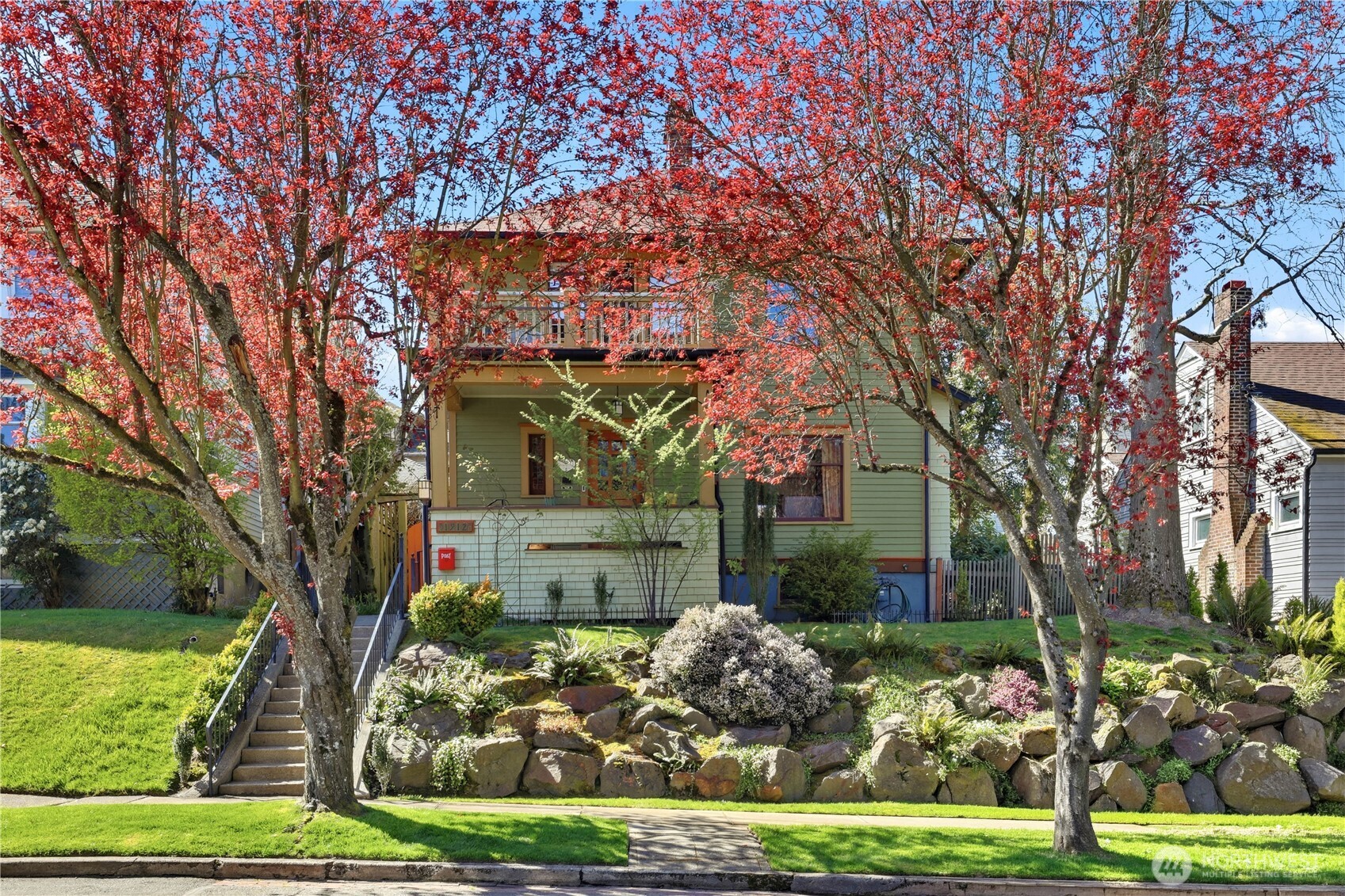 1912 N Steele Street