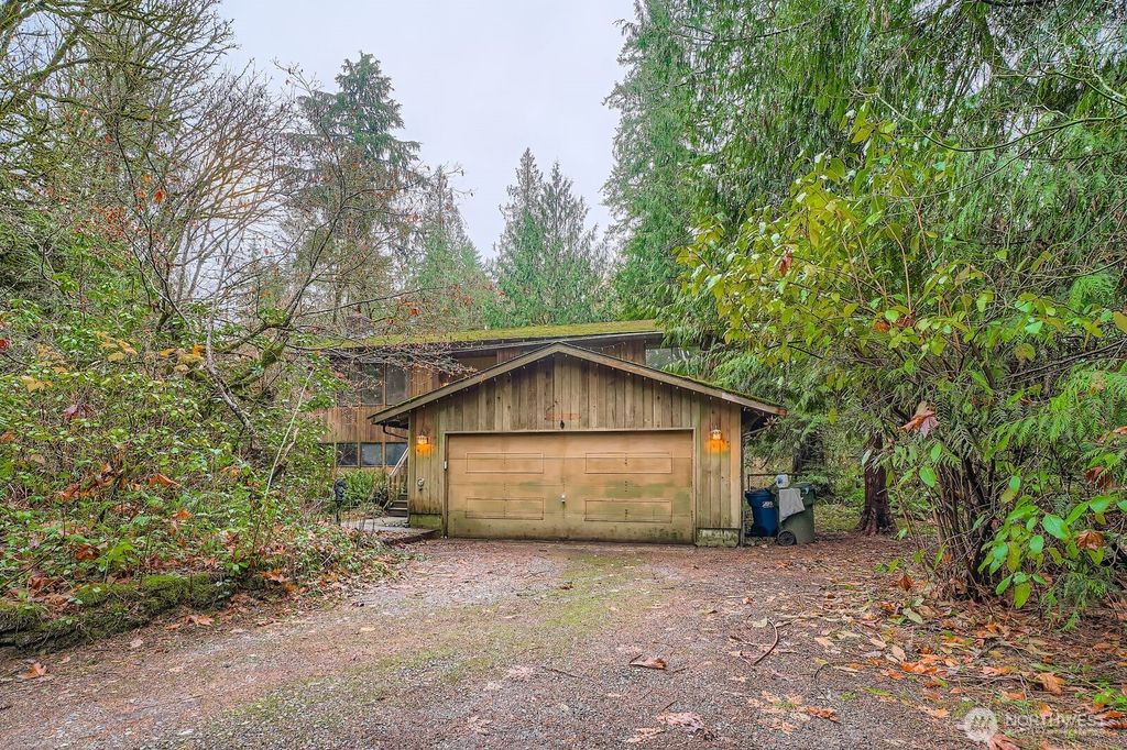 Photo of 21507 SE 248th Street, Maple Valley, WA 98038 (MLS # 2460516)