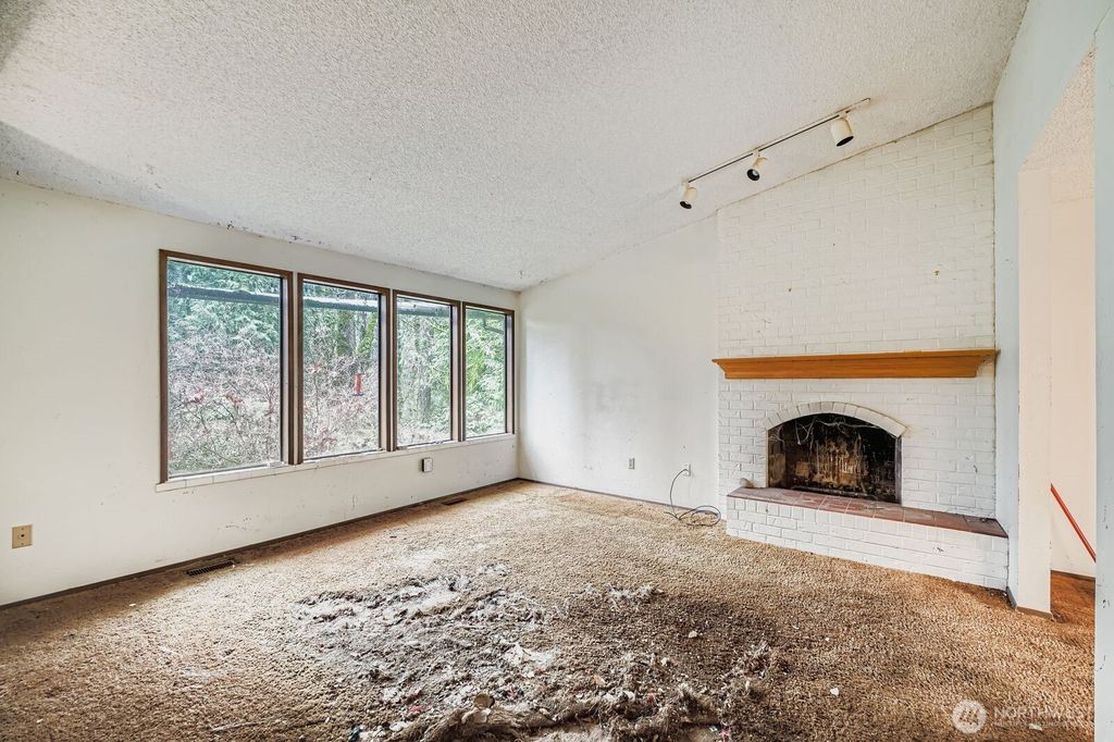 Photo of 21507 SE 248th Street, Maple Valley, WA 98038 (MLS # 2460516)