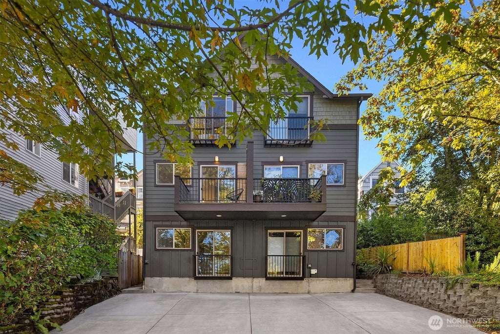 Photo of 218 24th Avenue E #A, Seattle, WA 98112 (MLS # 2591716)