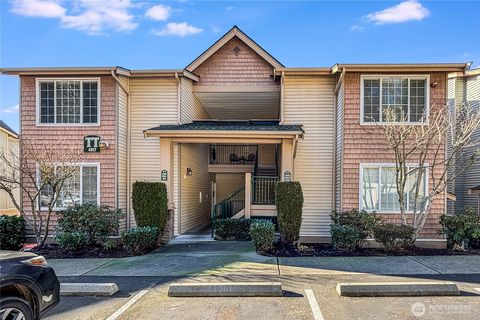 Photo of 4817 Morris Avenue S #TT302, Renton, WA 98055 (MLS # 2472911)