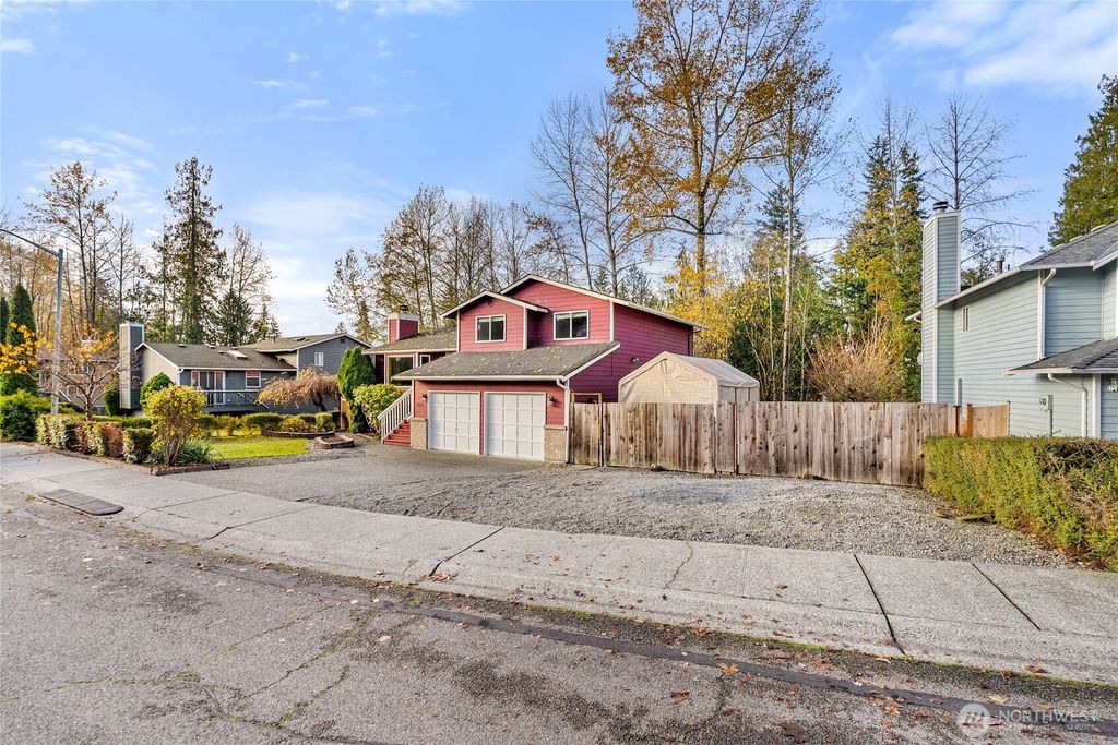 Photo of 1824 89th Drive SE, Lake Stevens, WA 98258 (MLS # 2456583)