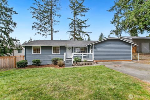 Photo of 23217 NE 10th Place, Sammamish, WA 98074 (MLS # 2496108)