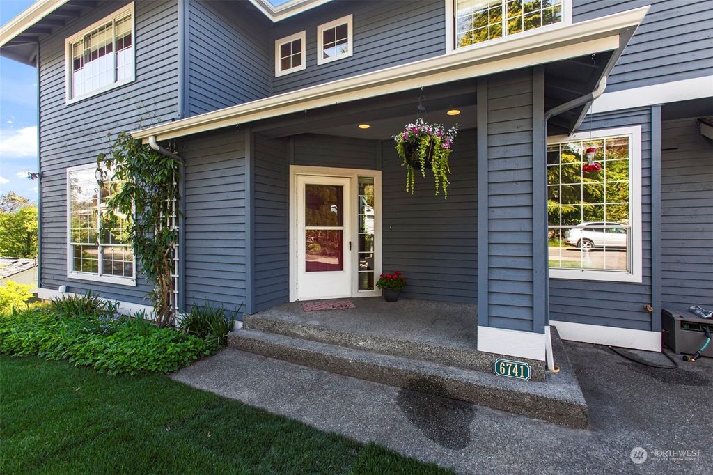 Photo of 6741 14th Avenue SW, Seattle, WA 98106 (MLS # 2218387)