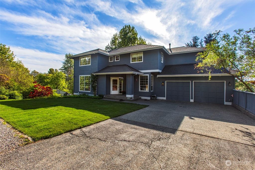 Photo of 6741 14th Avenue SW, Seattle, WA 98106 (MLS # 2218387)