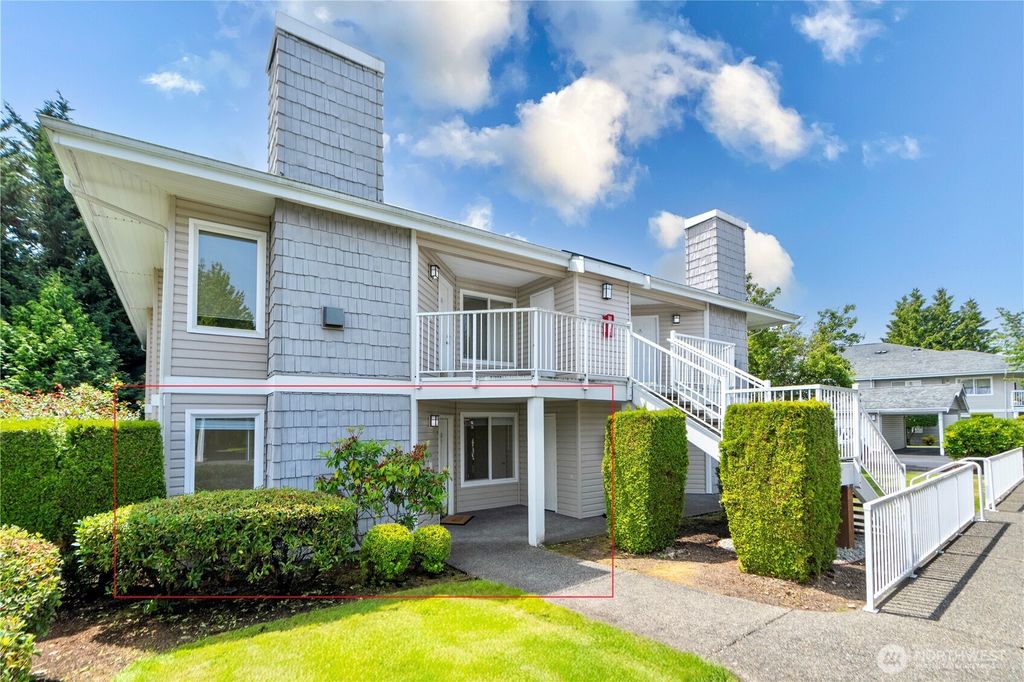 Photo of 11130 SE 208th Street #K101, Kent, WA 98031 (MLS # 2396568)