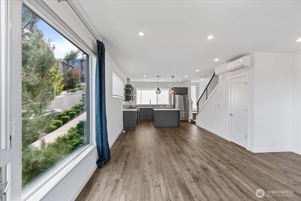 Photo of 3821 S Cloverdale St ST, Seattle, WA 98118 (MLS # 2582026)