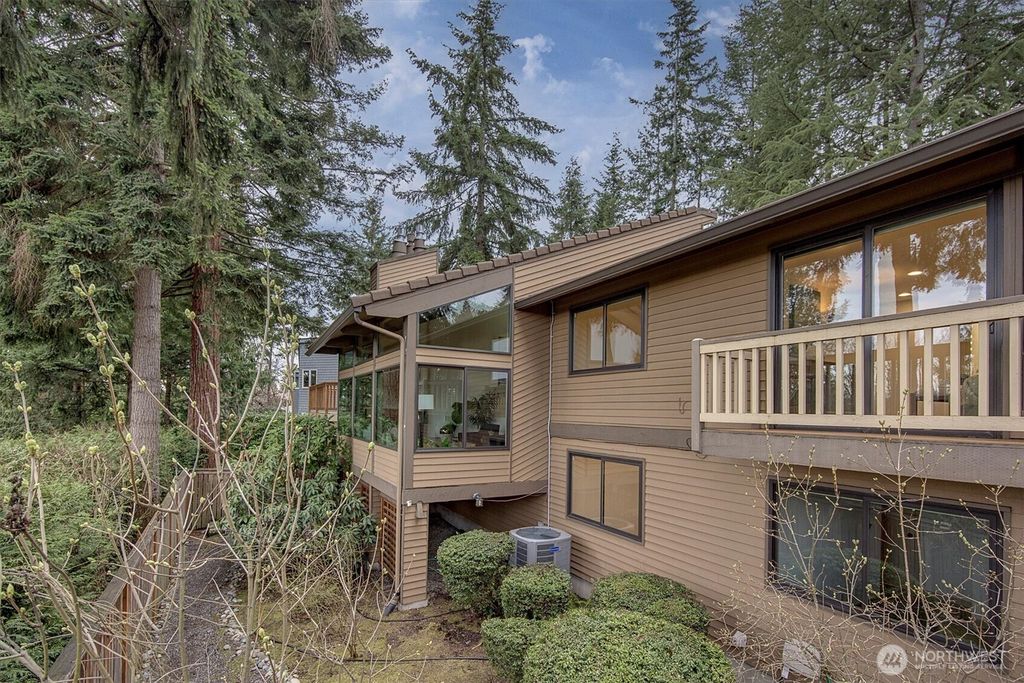 Photo of 9340 Mercerwood Drive, Mercer Island, WA 98040 (MLS # 2378752)