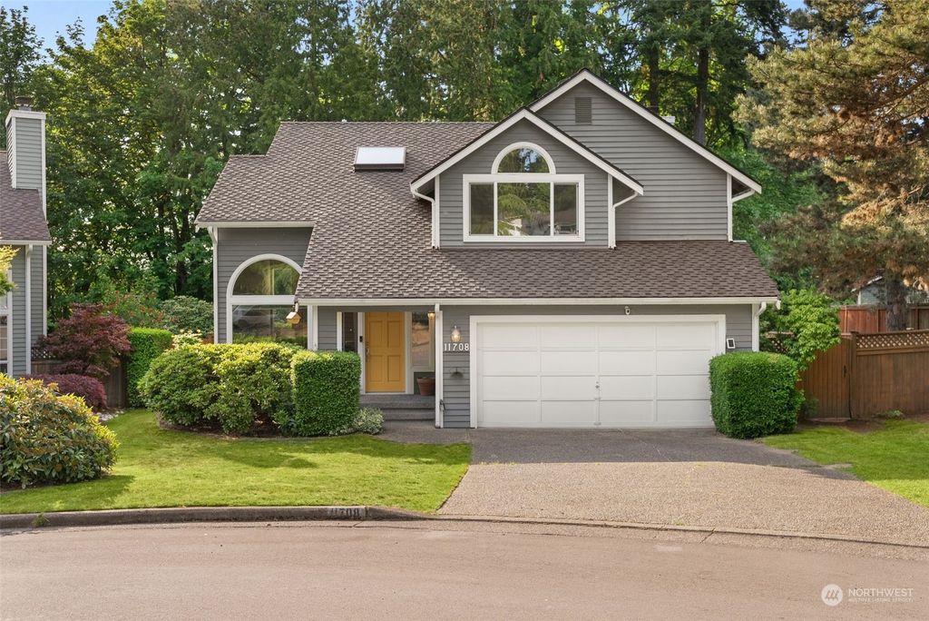 Photo of 11708 NE 165th Place, Bothell, WA 98011 (MLS # 2071879)