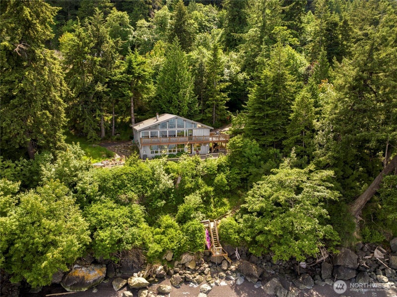 295 Raccoon Point Road