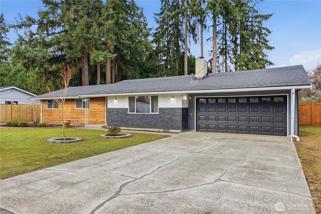 Photo of 4403 106th Place NE, Marysville, WA 98271 (MLS # 2485596)